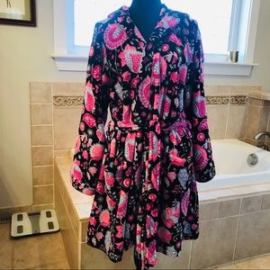 Vera Bradley Alpine Floral Fleece Hooded Robe